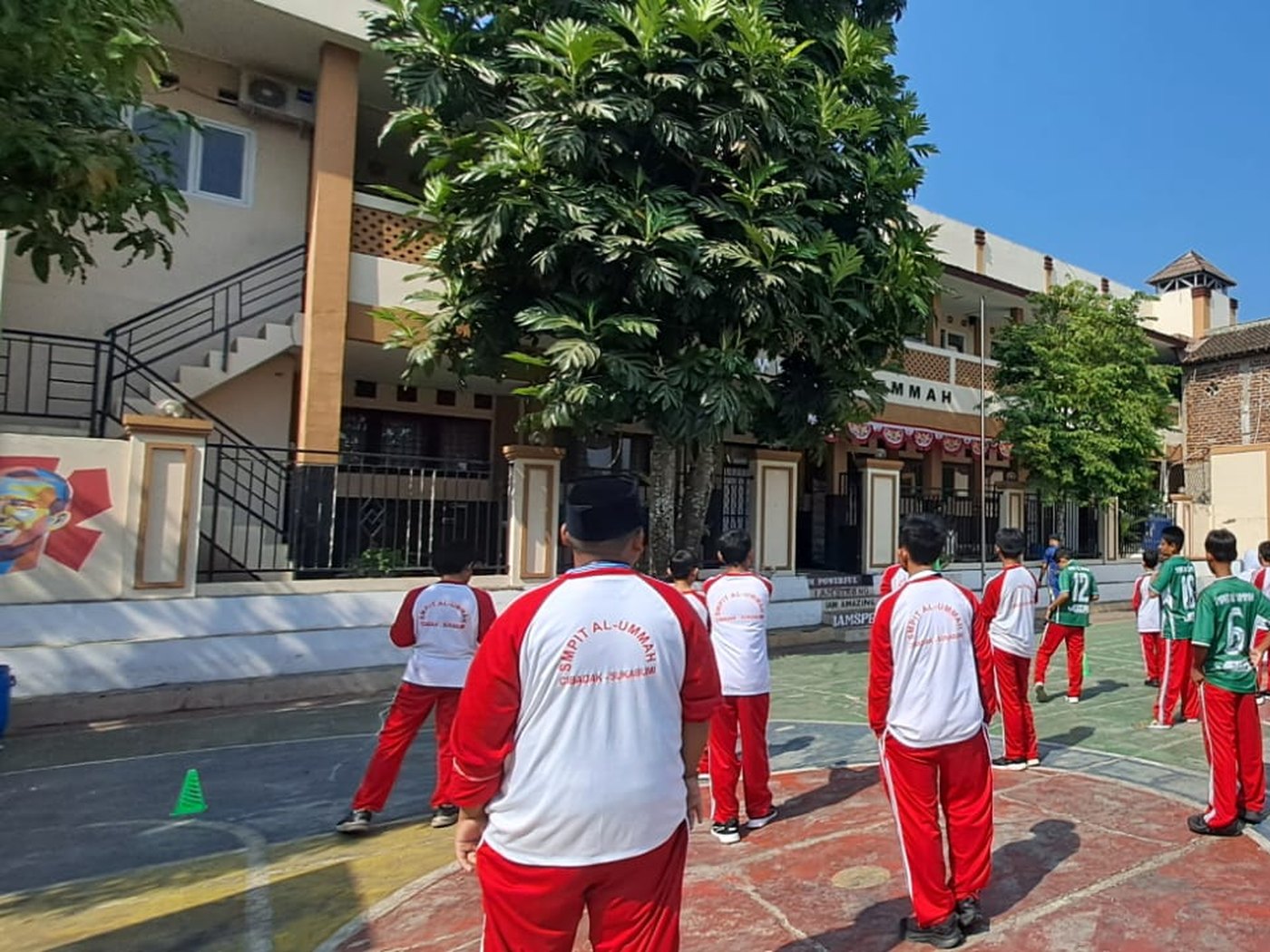 Lapangan Olahraga Multifungsi